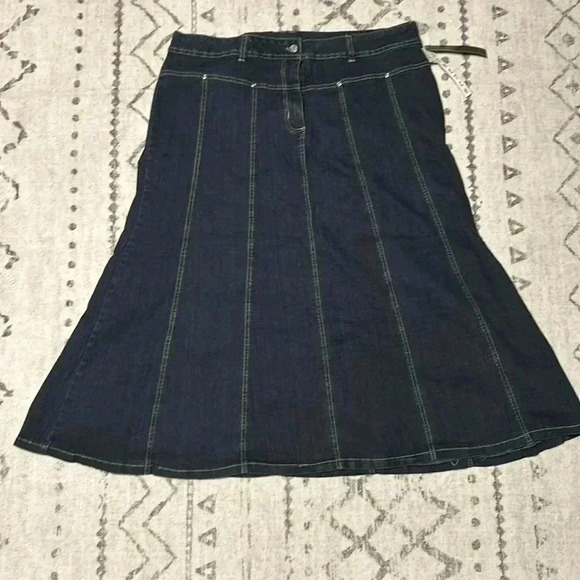 Urban Sophistication Jean Flared Maxi Skirt Long NWT size 22 - Picture 1 of 7